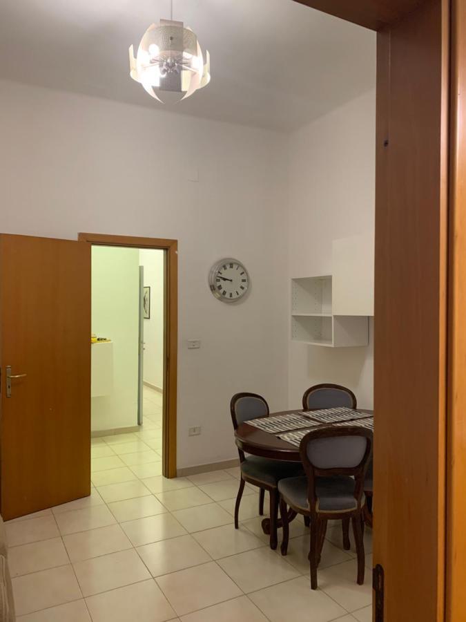 Apartment City Center Eighty-Five Бари Экстерьер фото